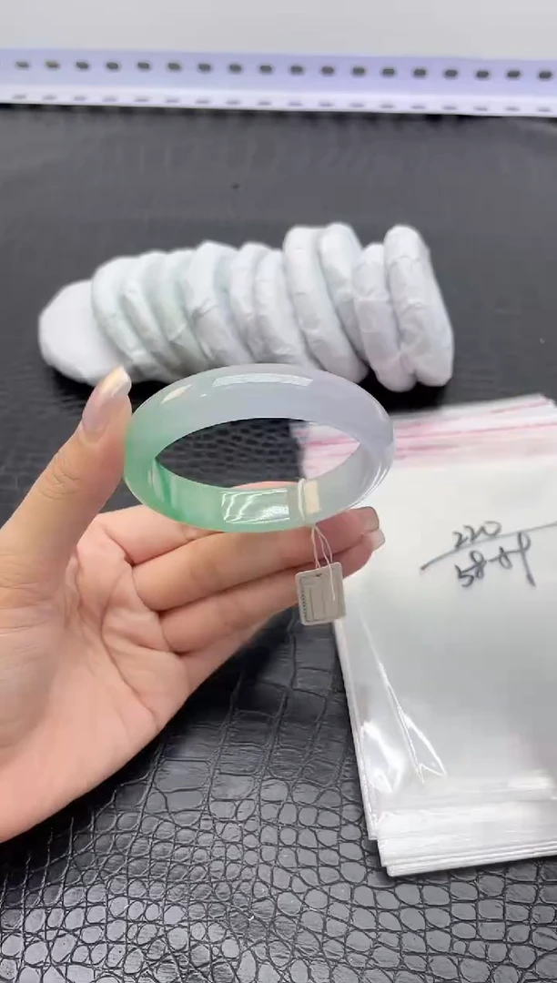 手镯所见即所得拍啥发啥220