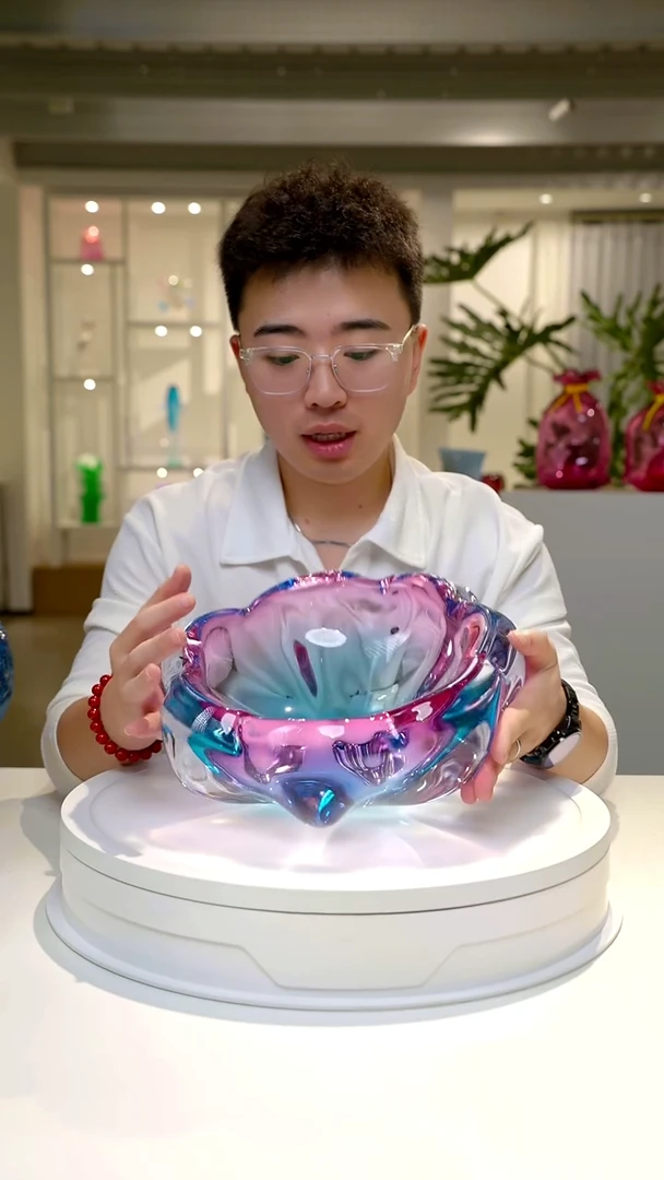 设计款金红蓝琉璃果碗