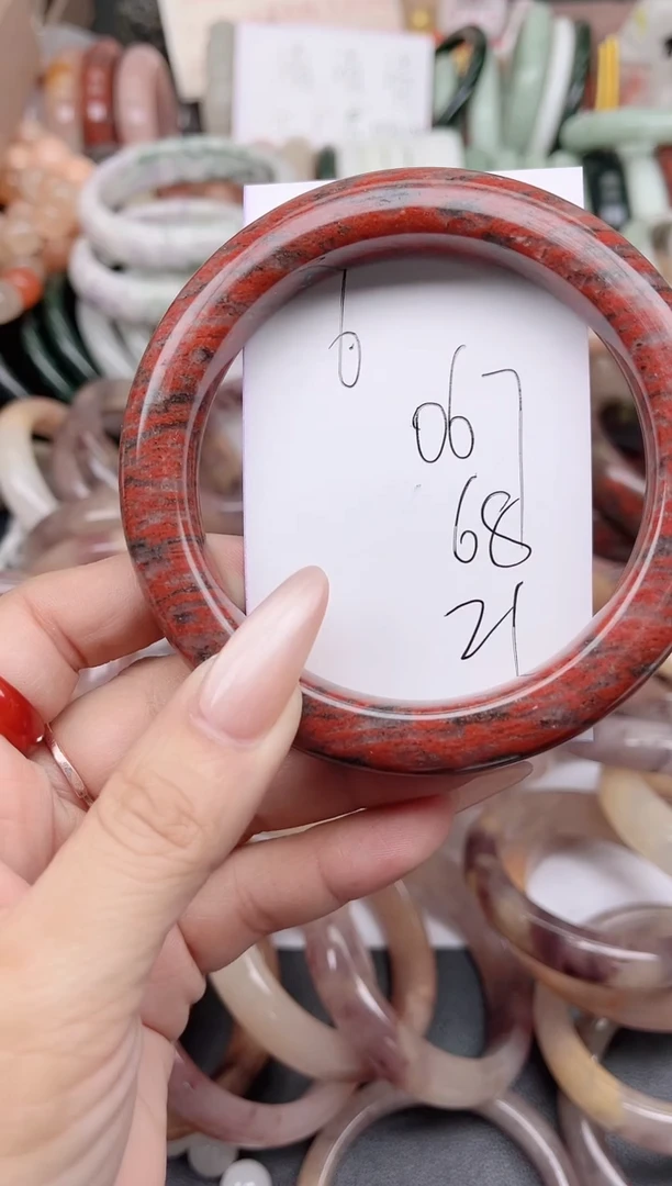 未镶嵌手镯石英质玉067