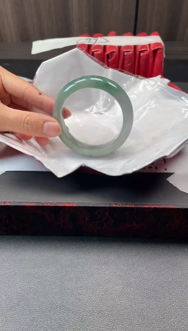 未镶嵌手镯翡翠9939