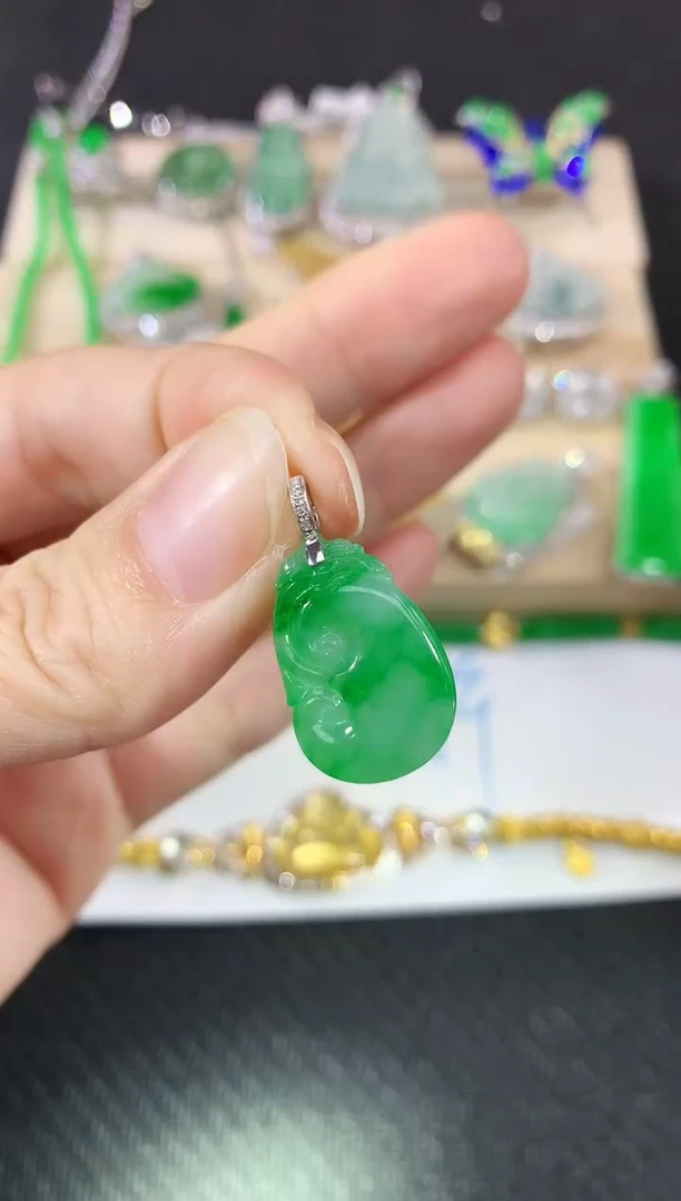 吊坠(不含链)18K金镶嵌翡翠134|2180