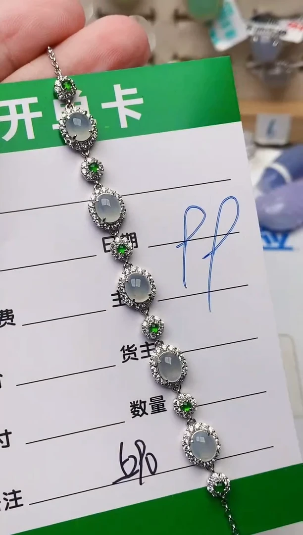 颈饰银S925镶嵌翡翠孟*5290