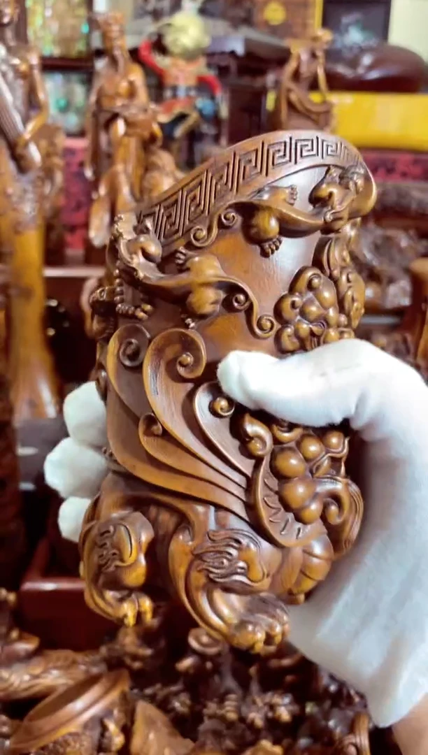 小叶黄杨摆件笔筒飞天貔貅