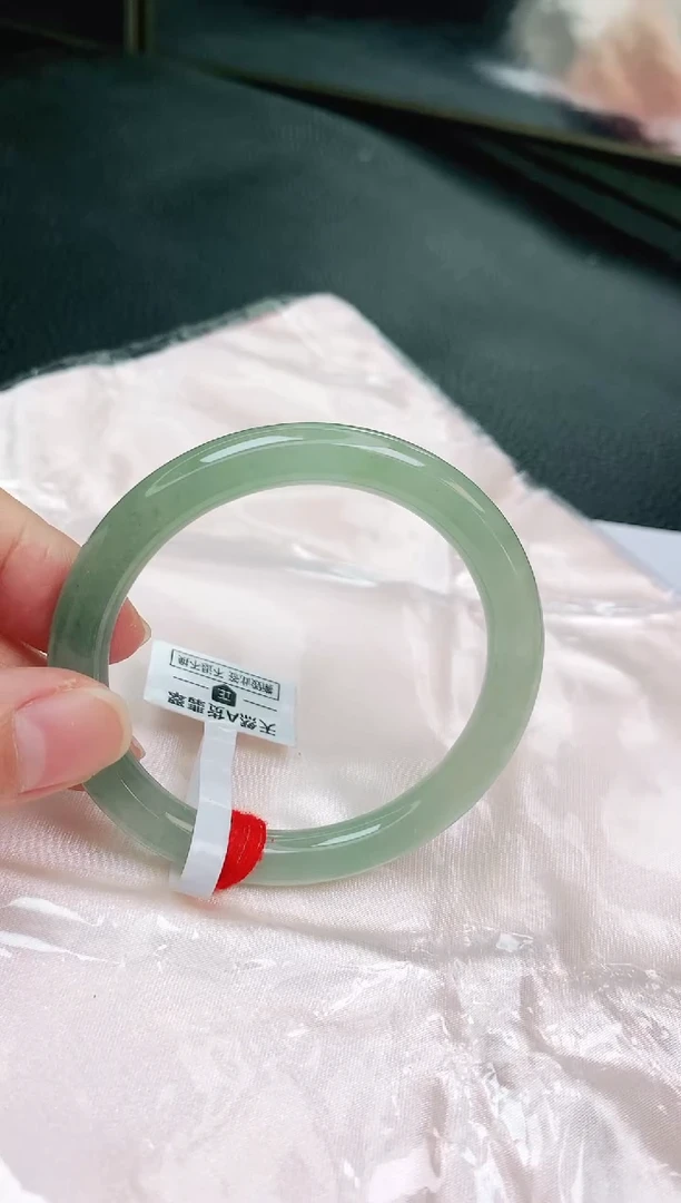 未镶嵌手镯翡翠缅甸天然A货翡翠手镯