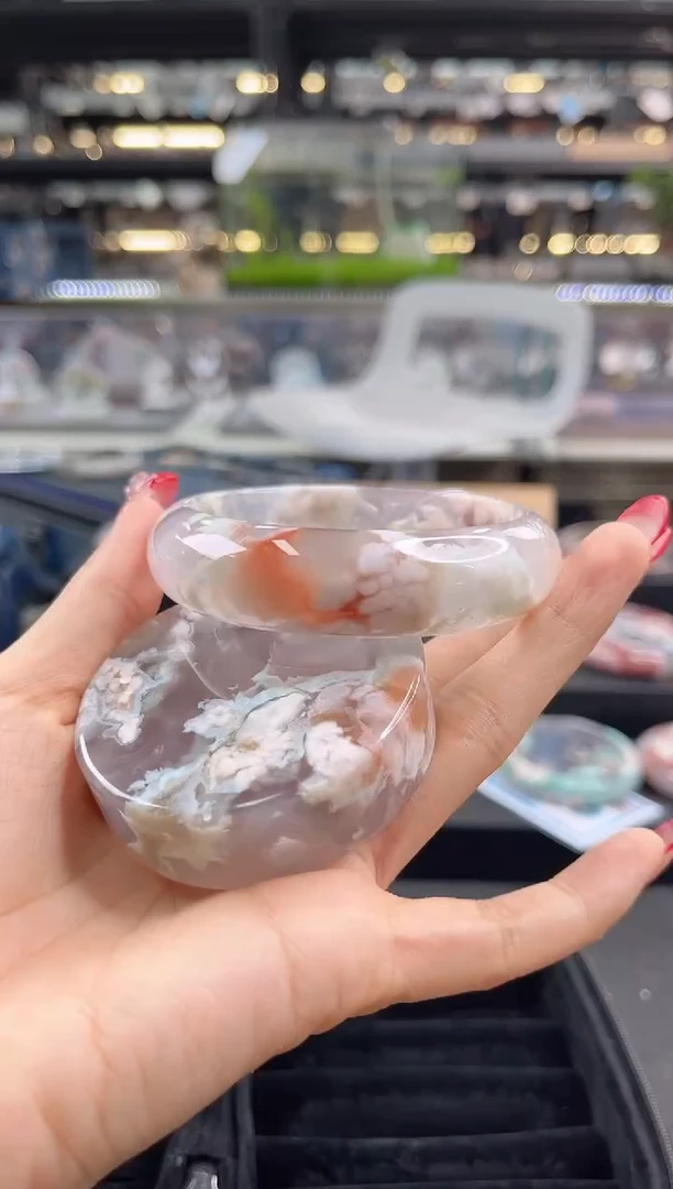 未镶嵌手镯石英质玉61--62圈口 （赠品镯心）2S9748