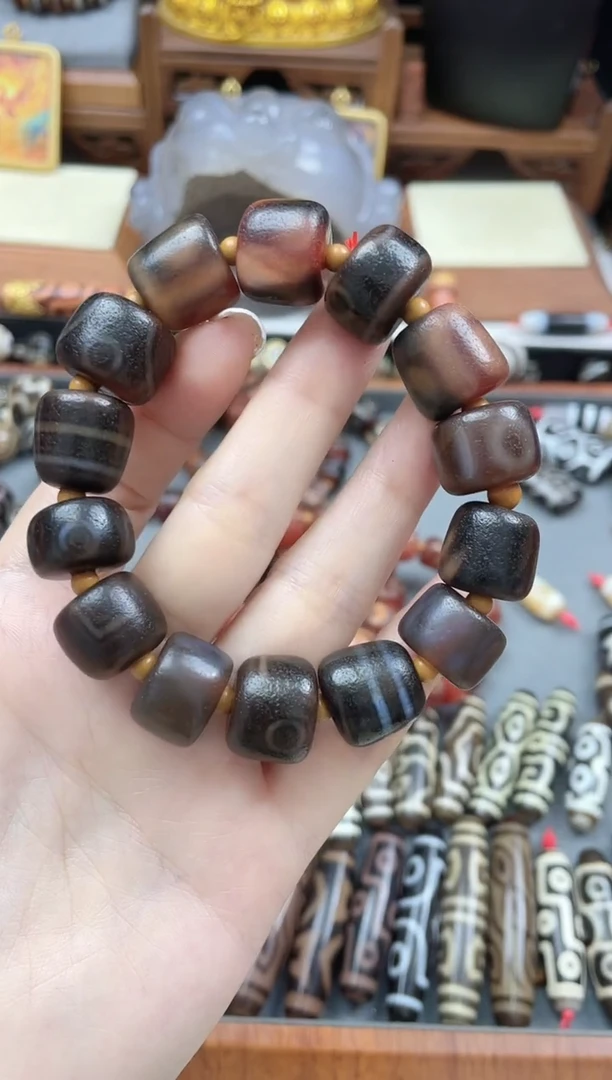 未镶嵌珠珠玛瑙/玉髓馨*金蟾冻梨断珠手串-馨辰