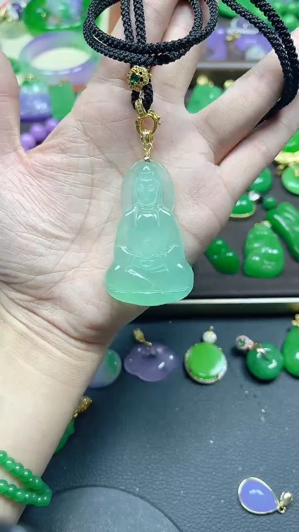 颈饰未镶嵌翡翠素以观音