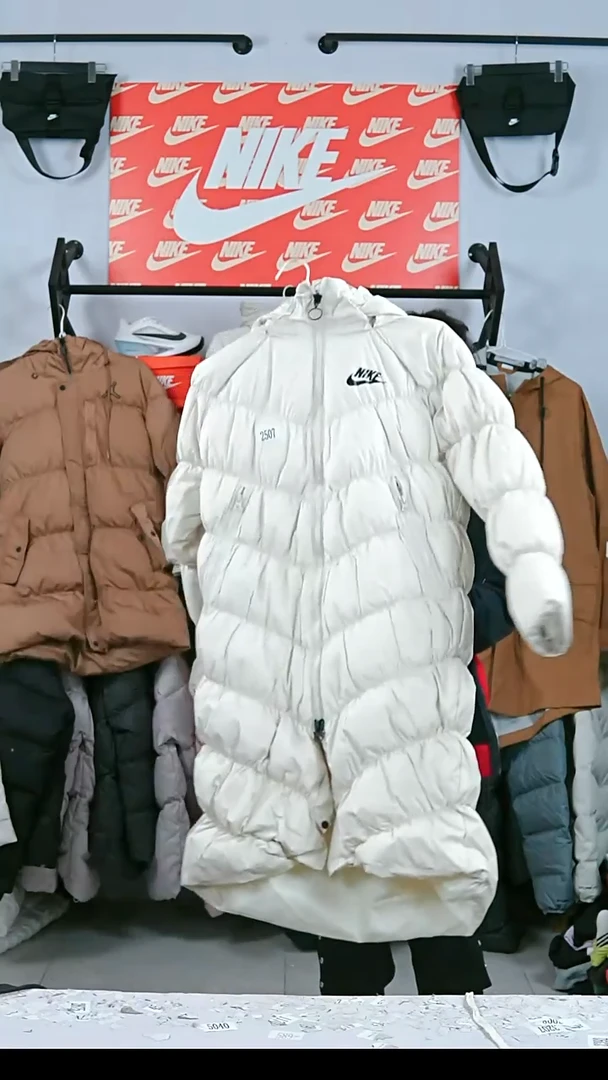 2507闪购编码运动衣以直播间过品为准尺码S