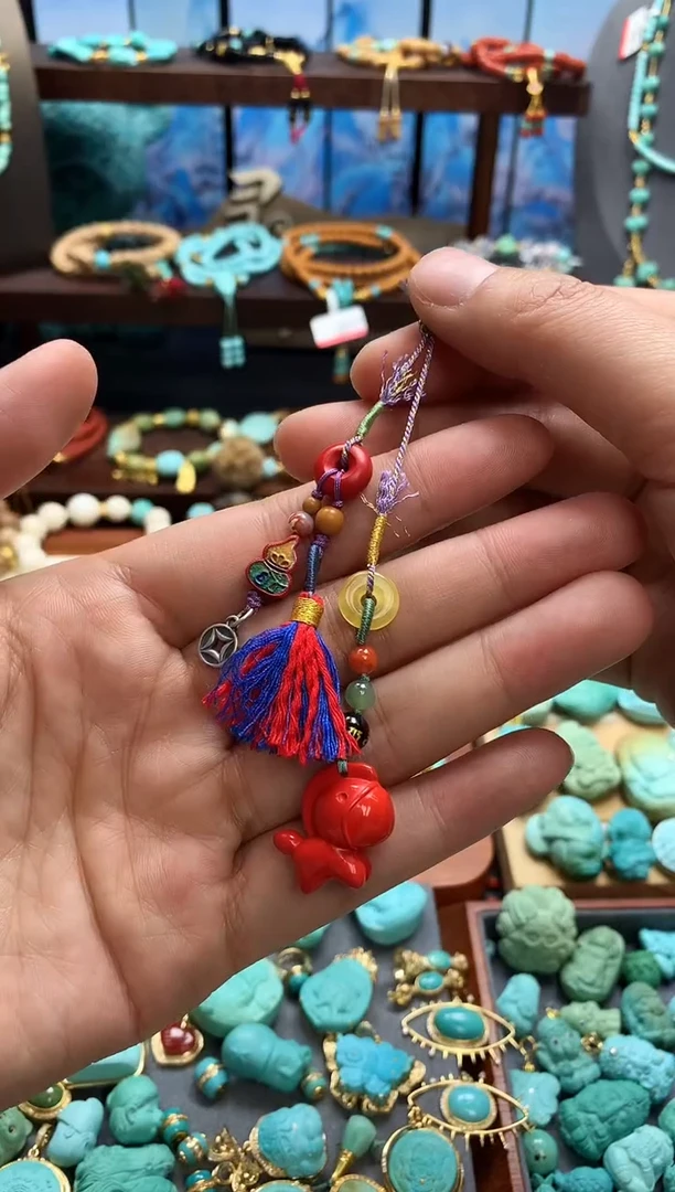 天然辰砂牛**啡朱砂挂件