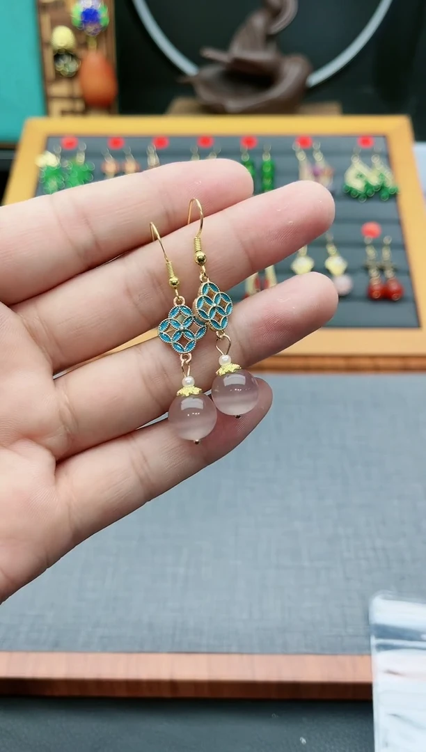 【闪购商品】玛瑙/玉髓耳钉银S925镶嵌201000