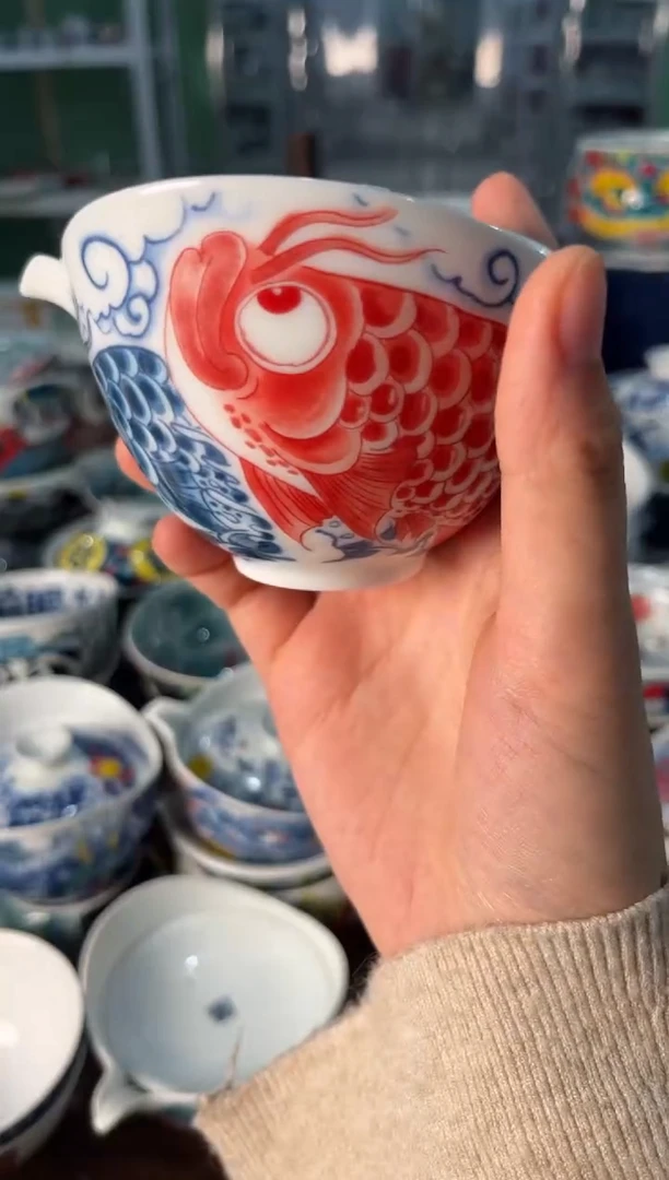 瓷片陶昨明龙鱼宝瓶（福利价格）