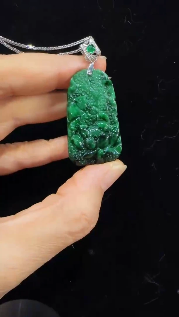 颈饰未镶嵌翡翠国风