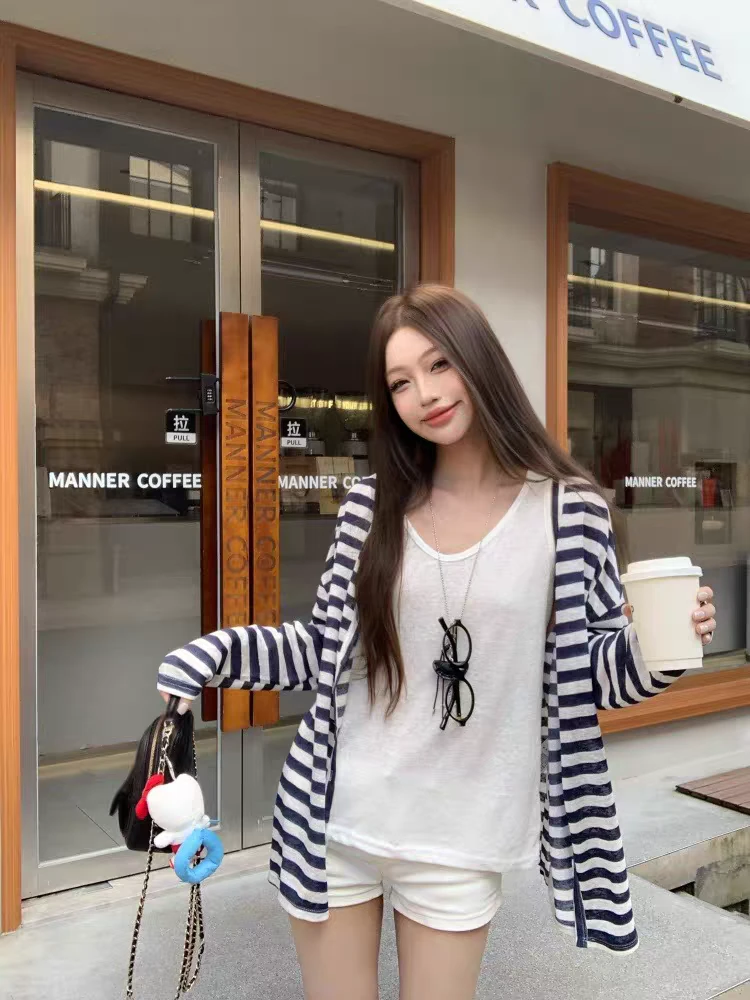6048早秋新款慵懒风设计感条纹好看宽松防晒长袖衬衫休闲时尚外套