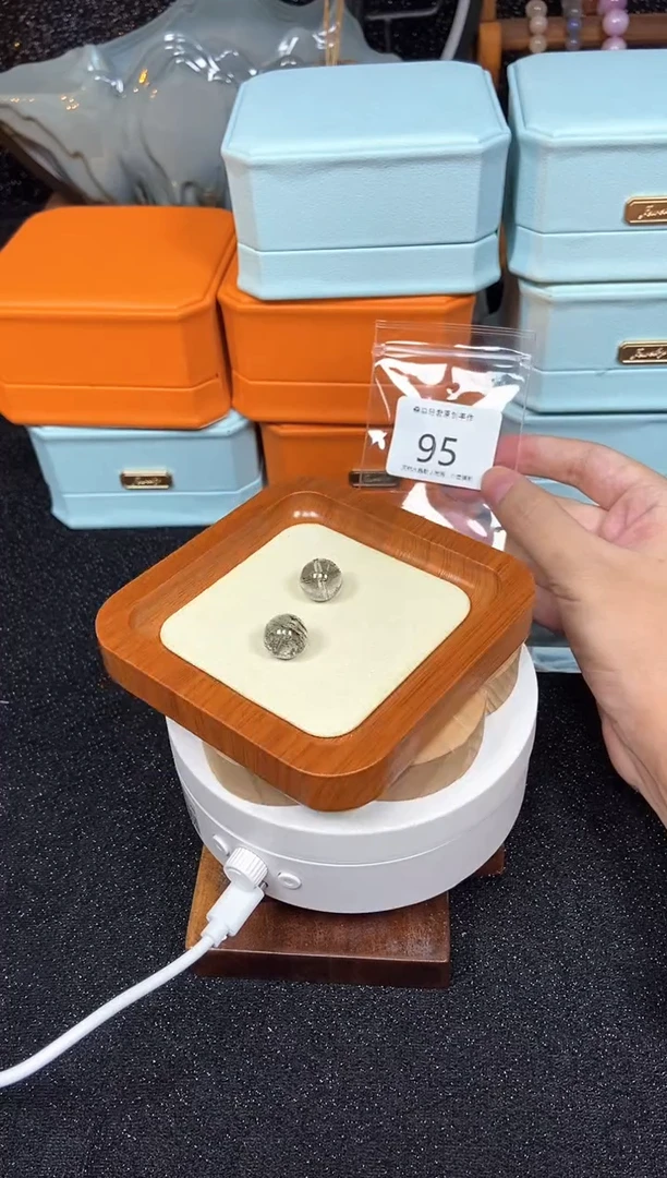 未镶嵌珠宝半成品水晶95