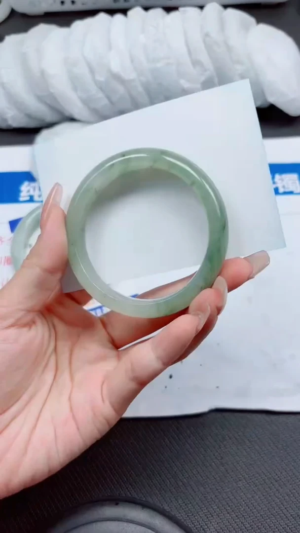 石英质玉手镯未镶嵌A195-54.55