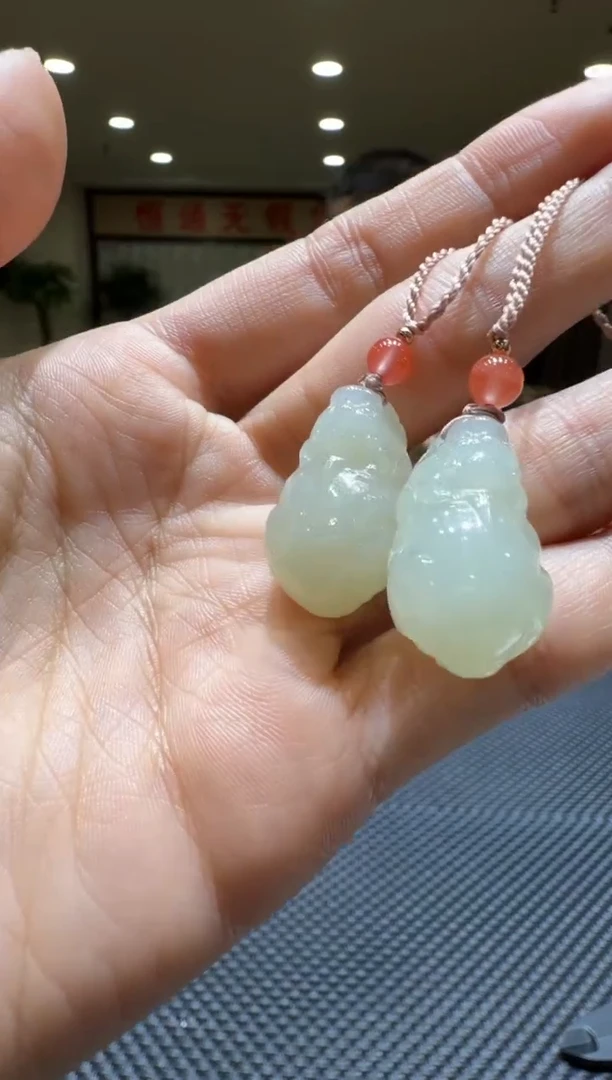 颈饰未镶嵌和田玉挂件（多样性发一）