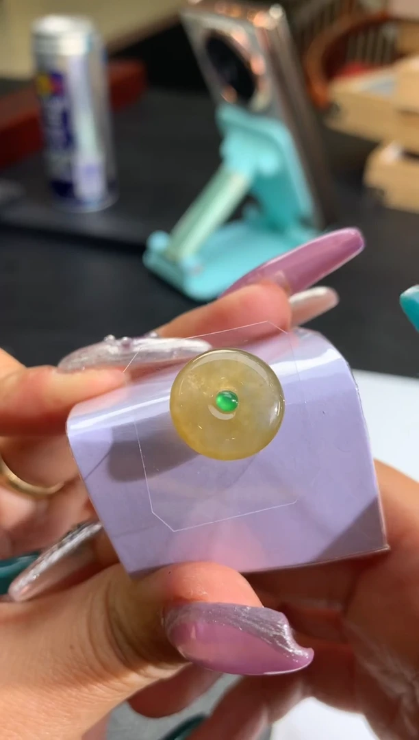 未镶嵌定制翡翠琴*翡翠