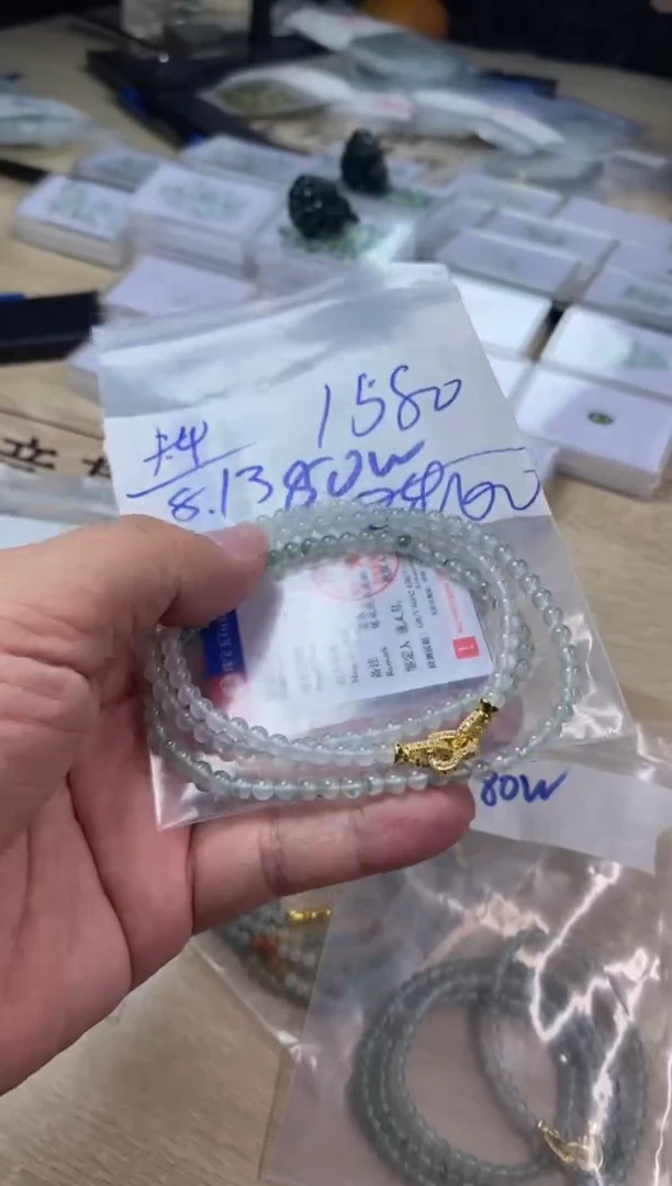 定制翡翠未镶嵌天然缅甸翡翠
