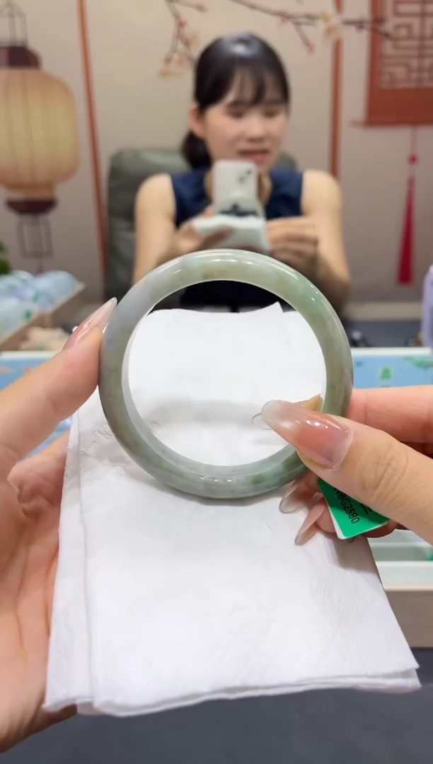 翡翠手镯未镶嵌00007189