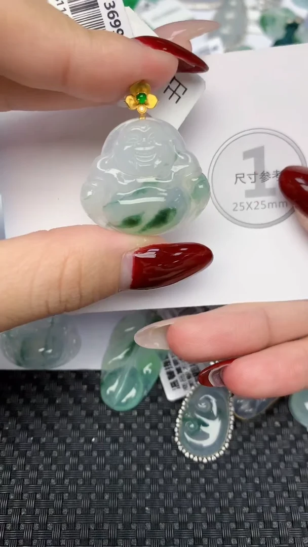 颈饰18K金镶嵌翡翠天然缅甸翡翠a货百元以上9元证书费自理