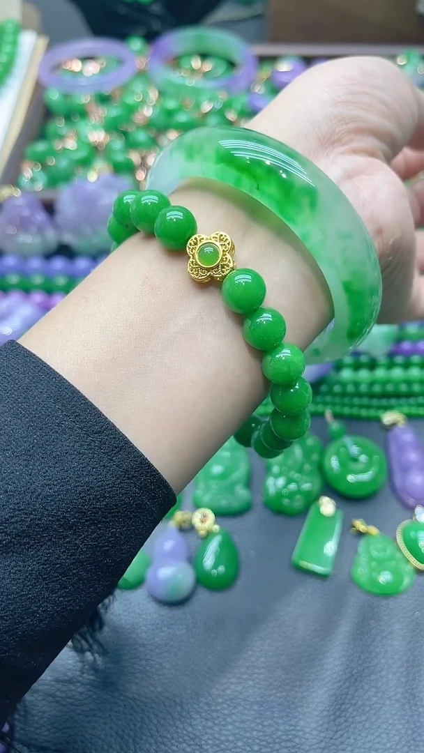 吊坠(赠链)14K金镶嵌翡翠四叶草手串