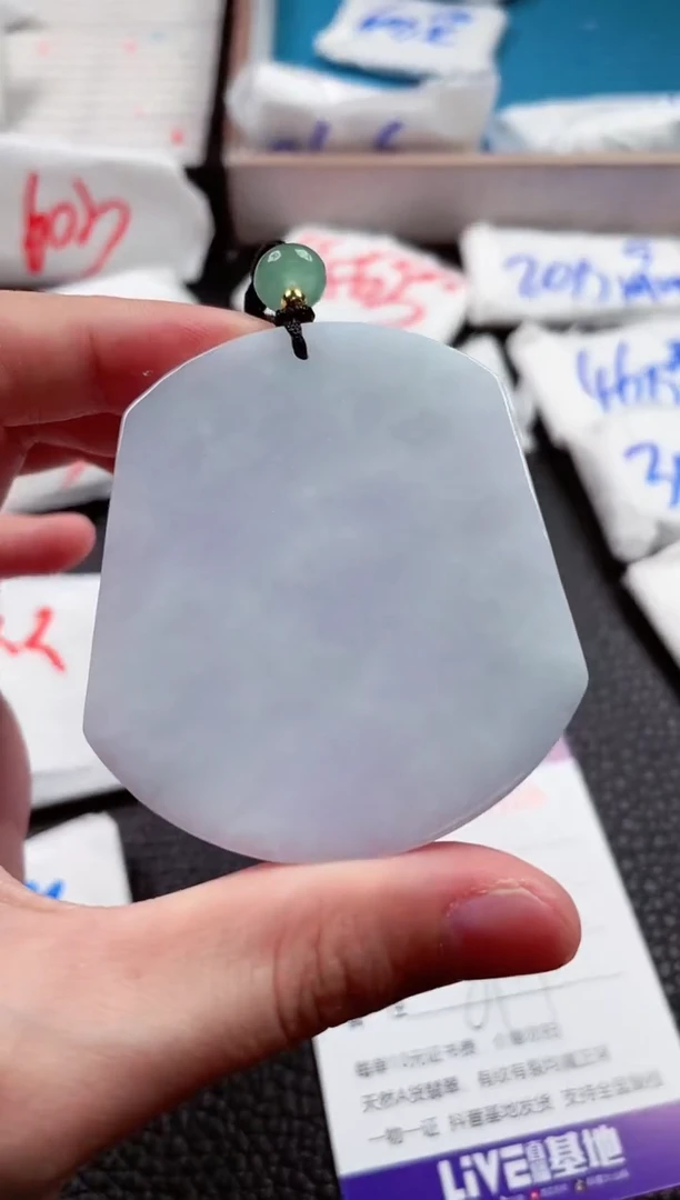 翡翠未镶嵌颈饰00013105