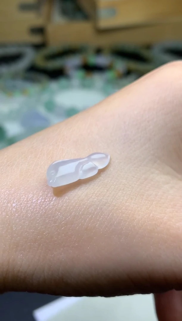 未镶嵌定制翡翠毛货