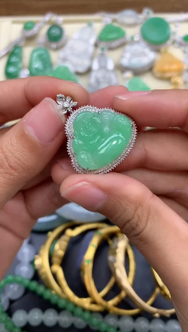 【闪购商品】翡翠颈饰18K金镶嵌304-中国好珍宝