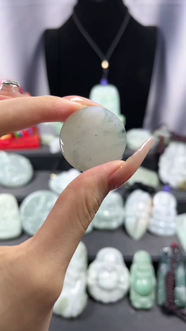 【闪购商品】翡翠颈饰未镶嵌无事牌