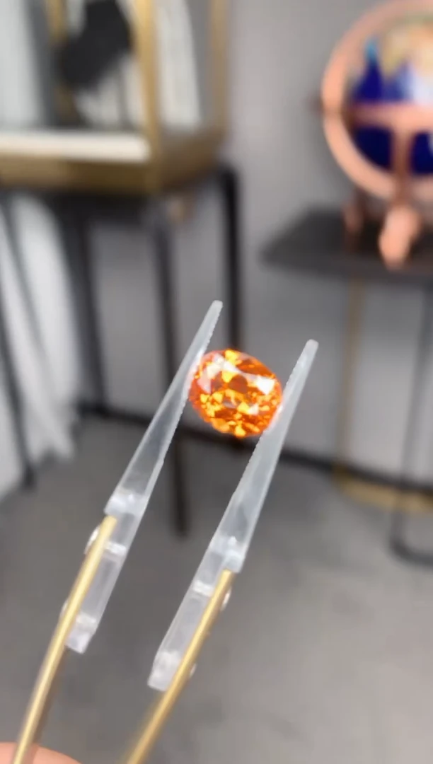 【闪购商品】石榴石裸石未镶嵌3.6ct  芬达石