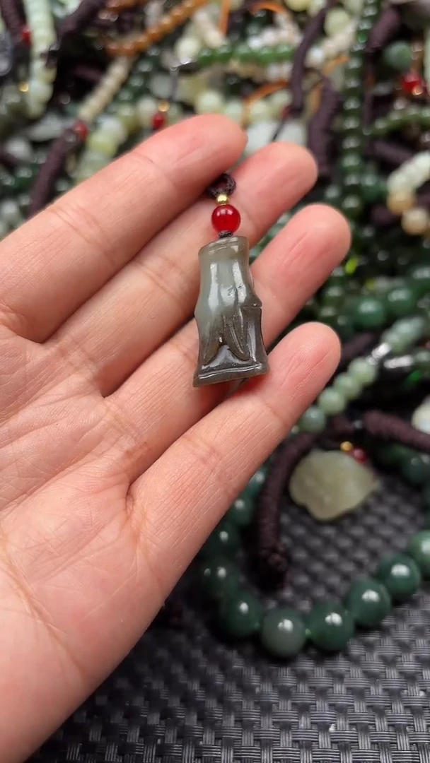 【闪购商品】和田玉颈饰未镶嵌.