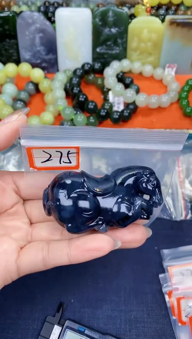 颈饰未镶嵌和田玉和田玉