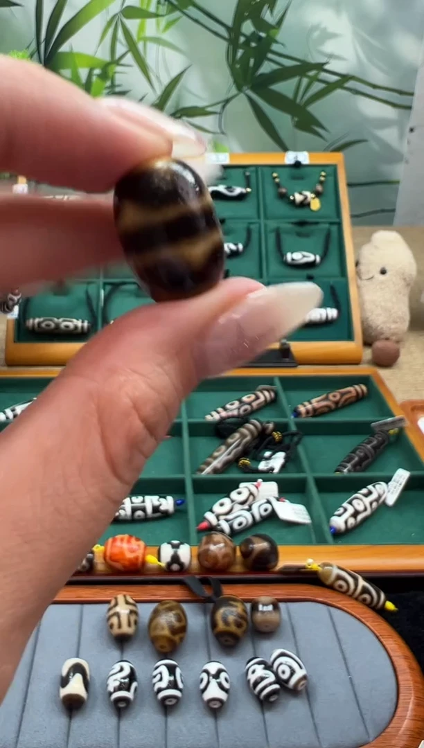 未镶嵌颈饰玛瑙/玉髓（覆膜）24.（微瑕随机发货）