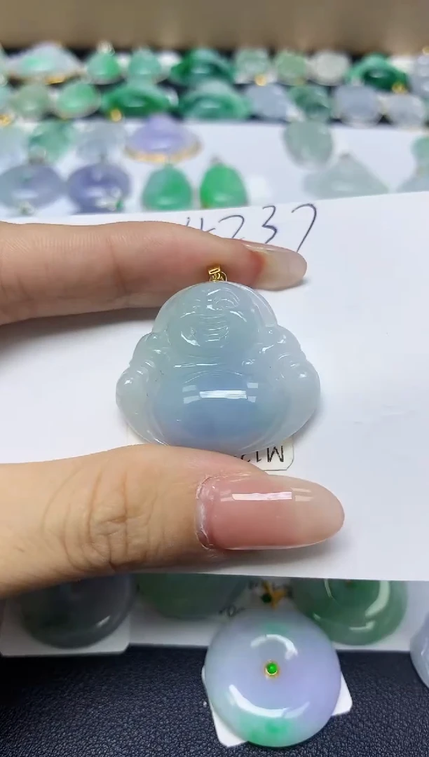 翡翠18K金镶嵌颈饰天然缅甸翡翠A货