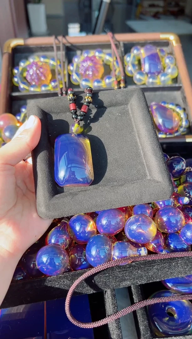 多米尼加净水蓝小马鞍牌