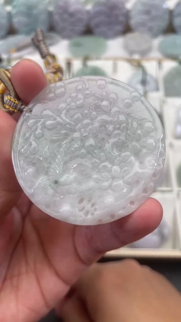 颈饰未镶嵌翡翠天然缅甸翡翠A货99