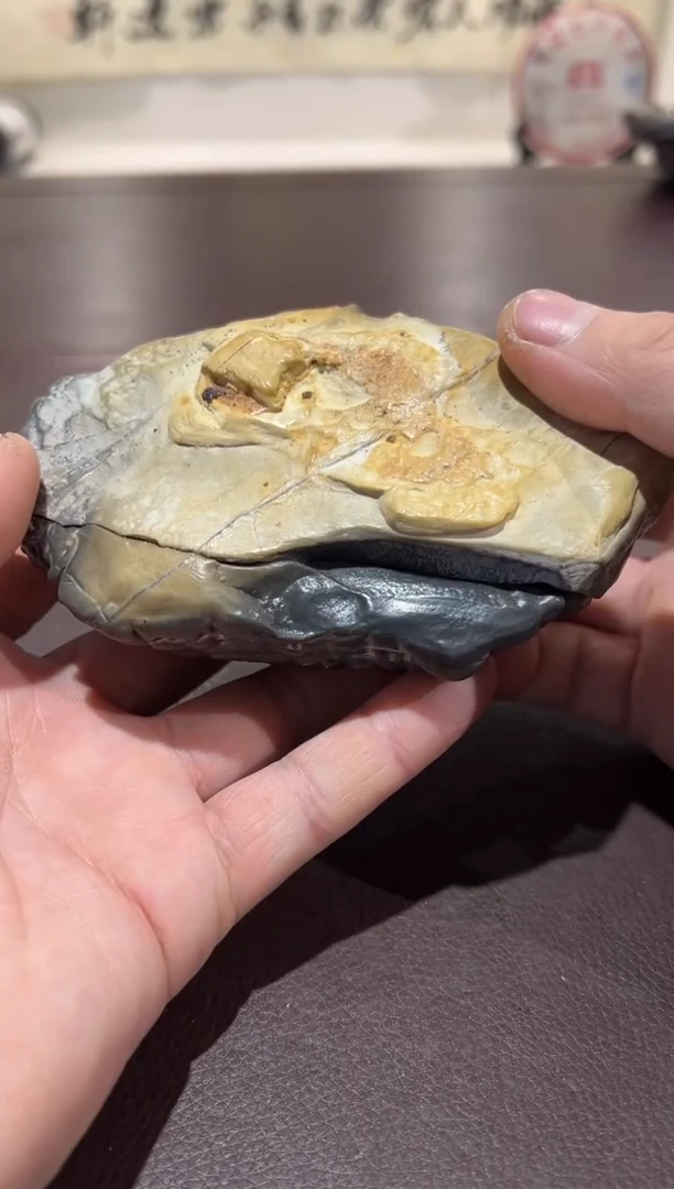 东意境典雅砚台烟缸摆件