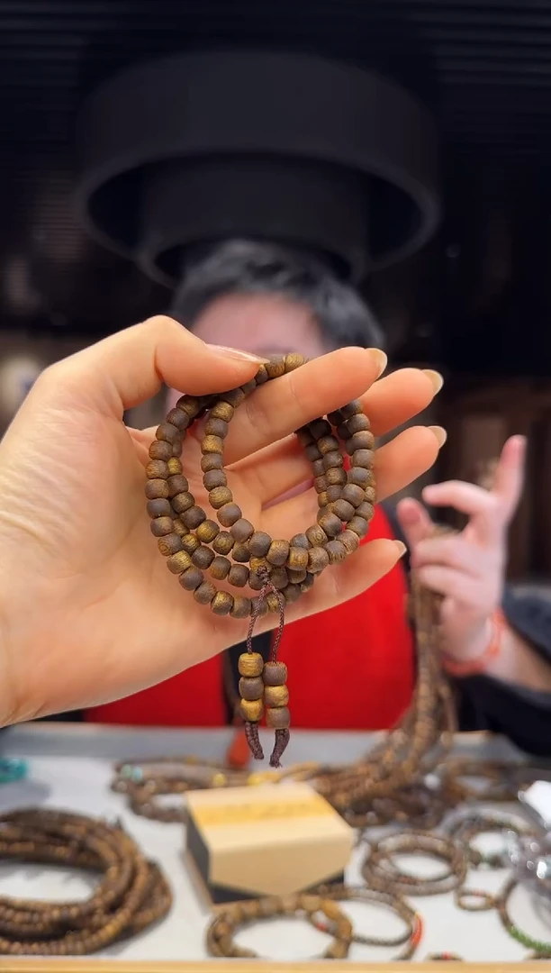 【闪购商品】沉香手串海南莺歌绿棋多圈鼓珠