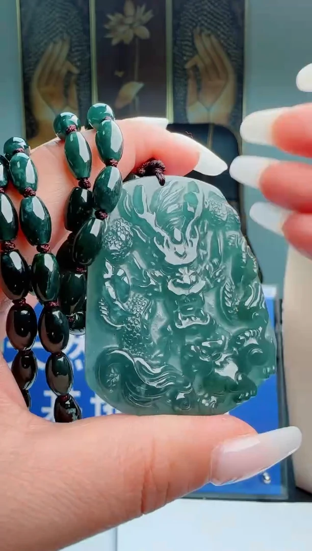 【闪购商品】翡翠颈饰未镶嵌11111111111111