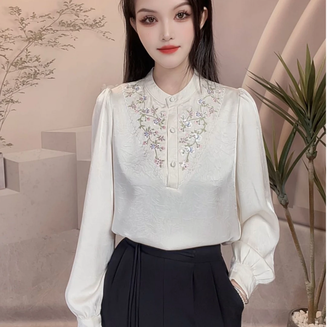 新式中国风重工刺绣衬衫女2025秋季新款洋气百搭宽松休闲长袖上衣