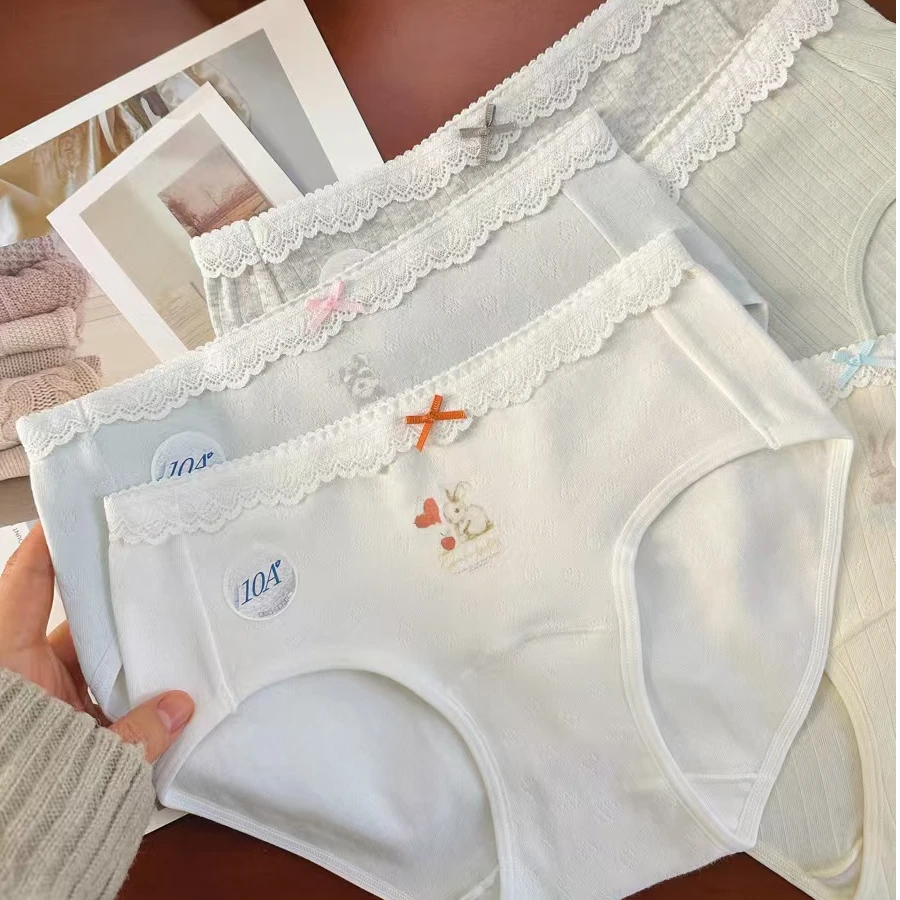 萌宠卡通A类婴儿棉女士内裤加长裆10A抑菌少女棉中腰三角短裤