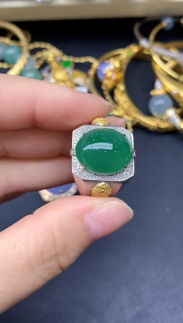 18K金镶嵌戒指翡翠475-雪姐翡翠天天见