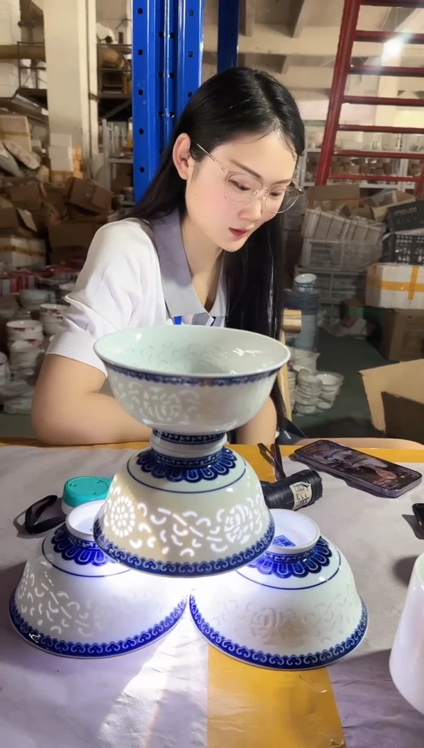 摆件B068景德镇制陶瓷玲珑碗4件15厘米