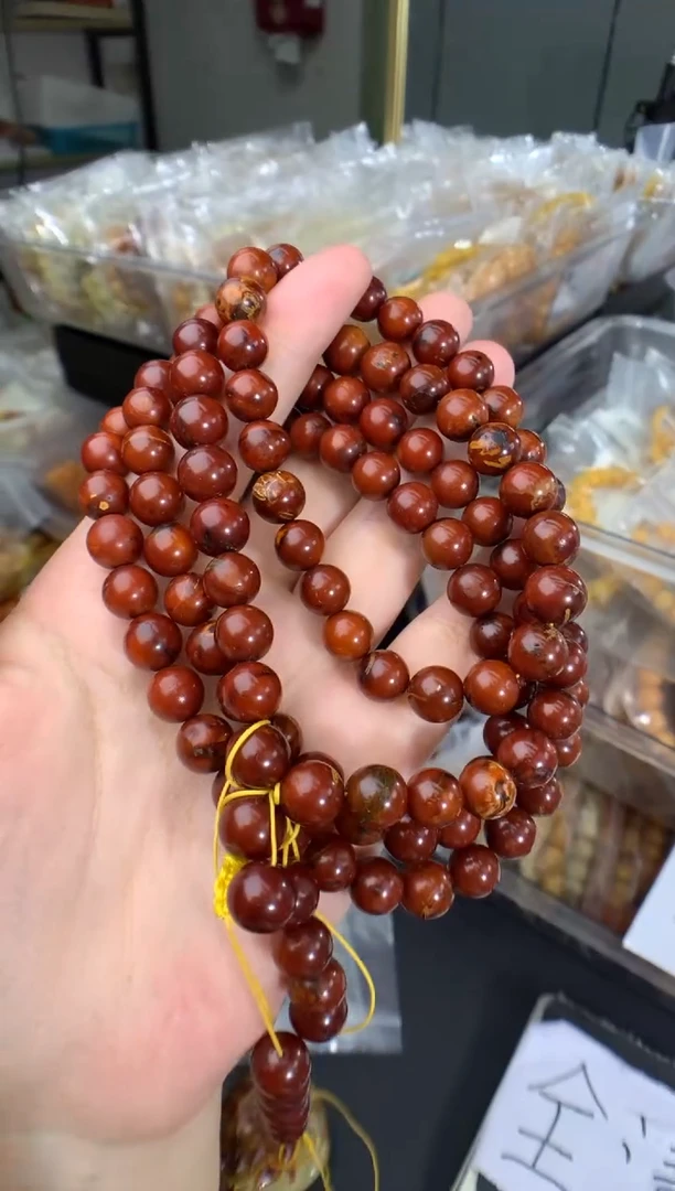 琥珀未镶嵌珠宝奇石1