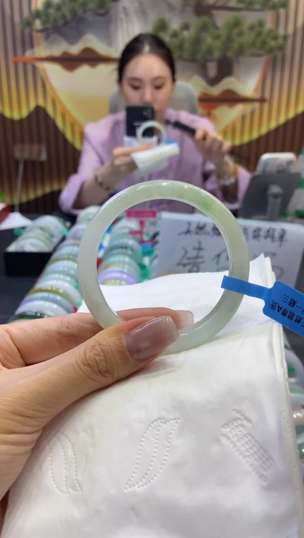 翡翠手镯未镶嵌00008580