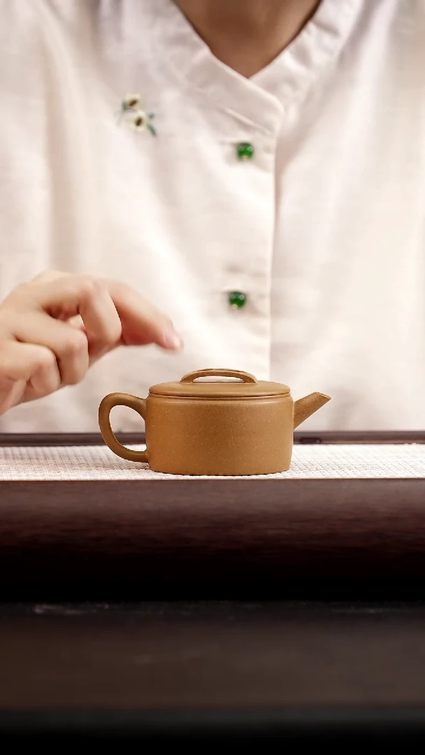 茶壶紫砂黄金段轻薄胎汉瓦