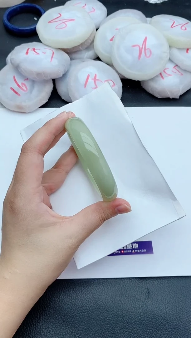 未镶嵌手镯石英质玉363+58/59