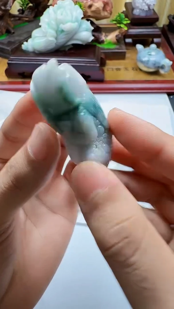 吊坠(不含链)未镶嵌翡翠1