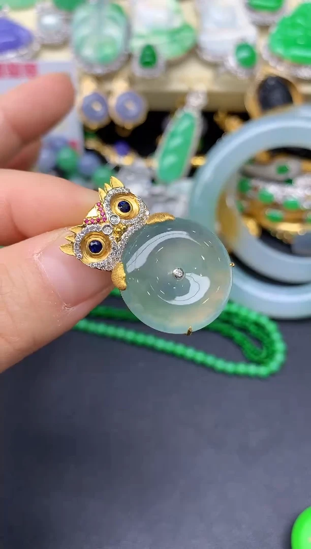 颈饰18K金镶嵌翡翠244-翡翠雪姐天天见