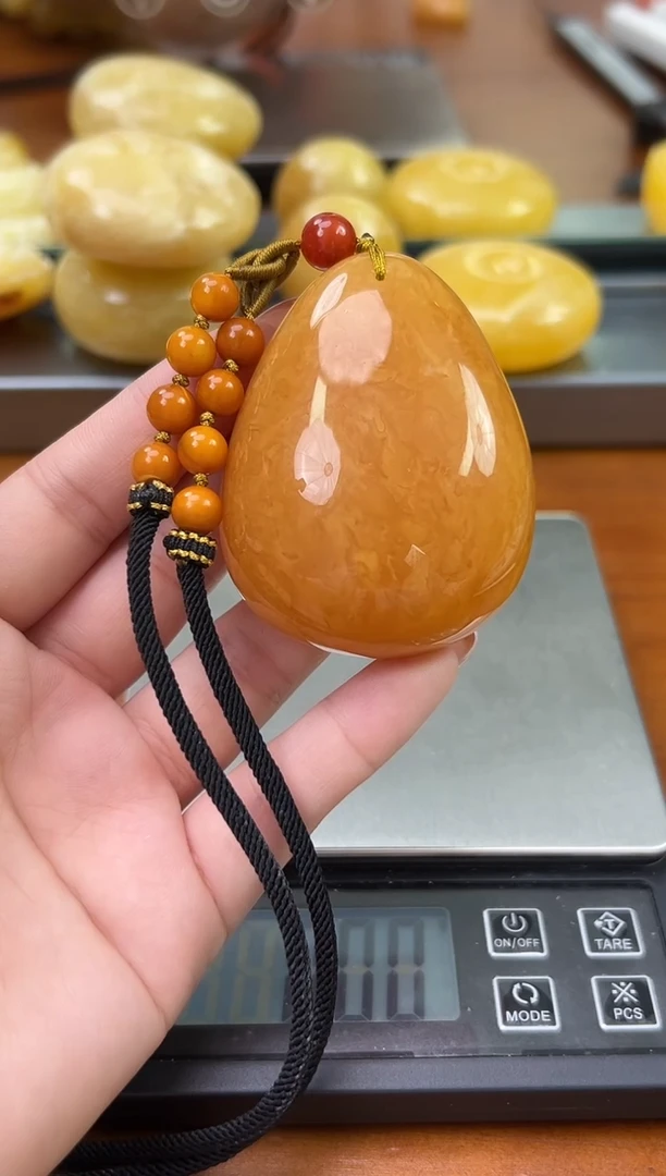 未镶嵌蜜蜡裸石琥珀蜜蜡吊坠